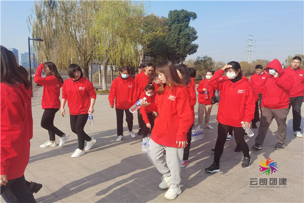 苏州阳澄湖徒步团建活动